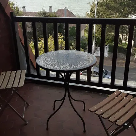 Le Vue Lägenhet *